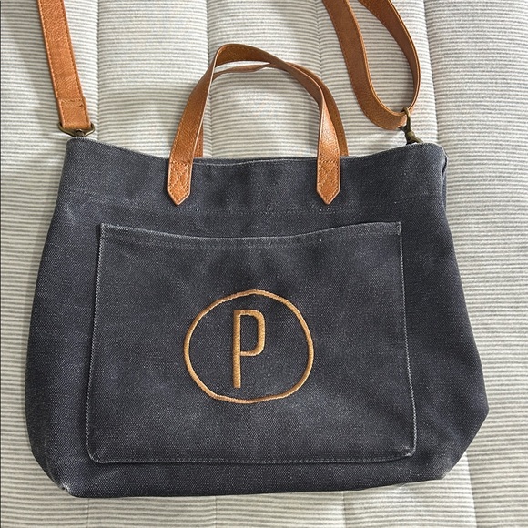 thirty-one Handbags - Thirty-One Initial “P” Shoulder Bag Purse Tote